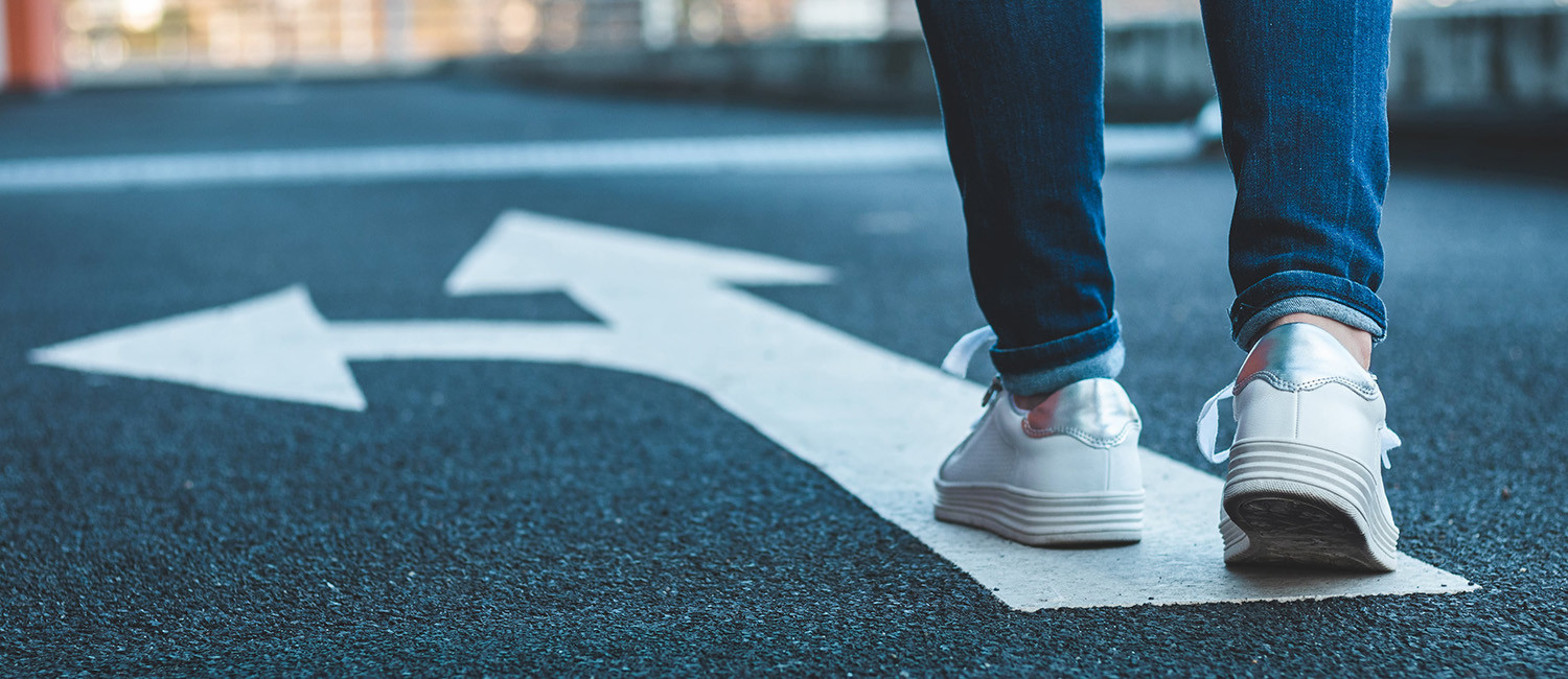 NAVIGATE YOUR WAY TO SUPER 8 BY WYNDHAM BURLINGTON